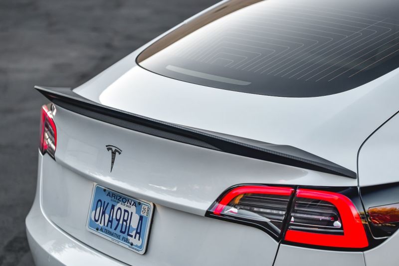 2018+ Tesla Model 3Matte Carbon Fiber Trunk Spoiler